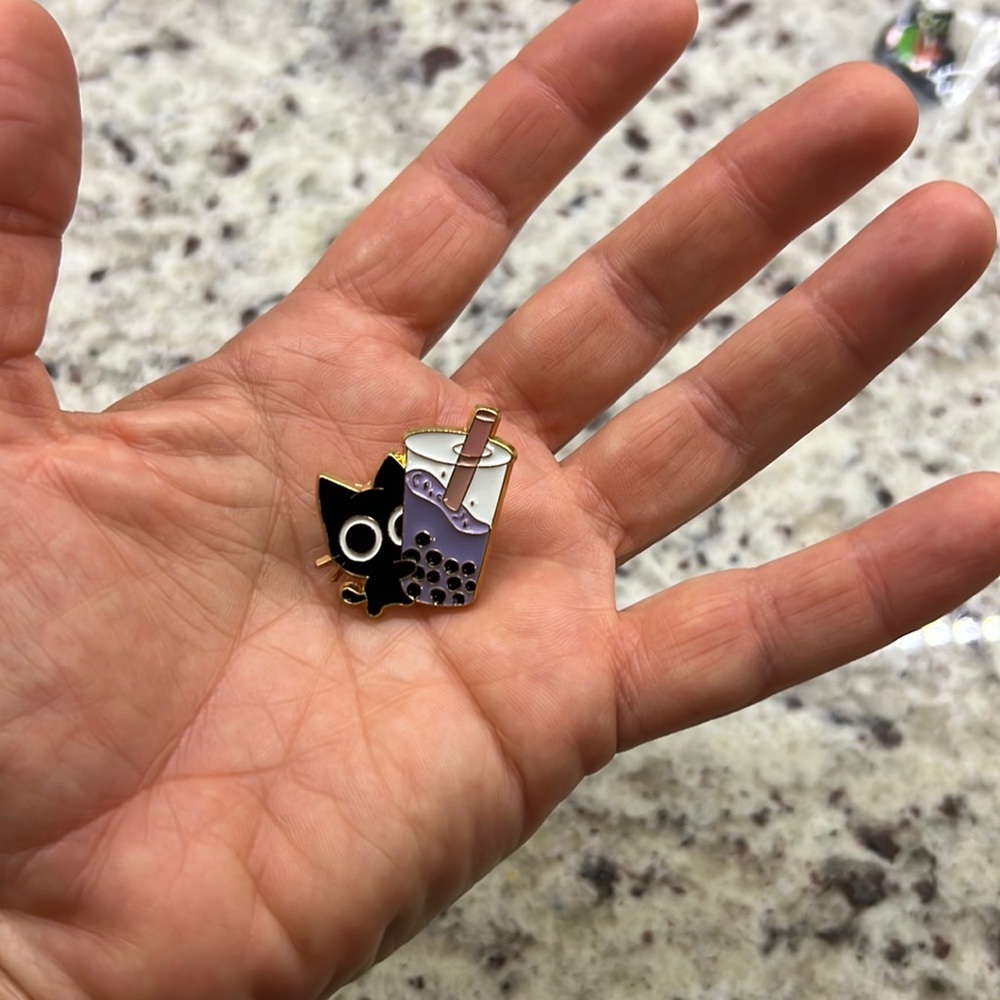 3/$15 Cute Boba Tea Cat Pin Brooch - Picture 5 of 5